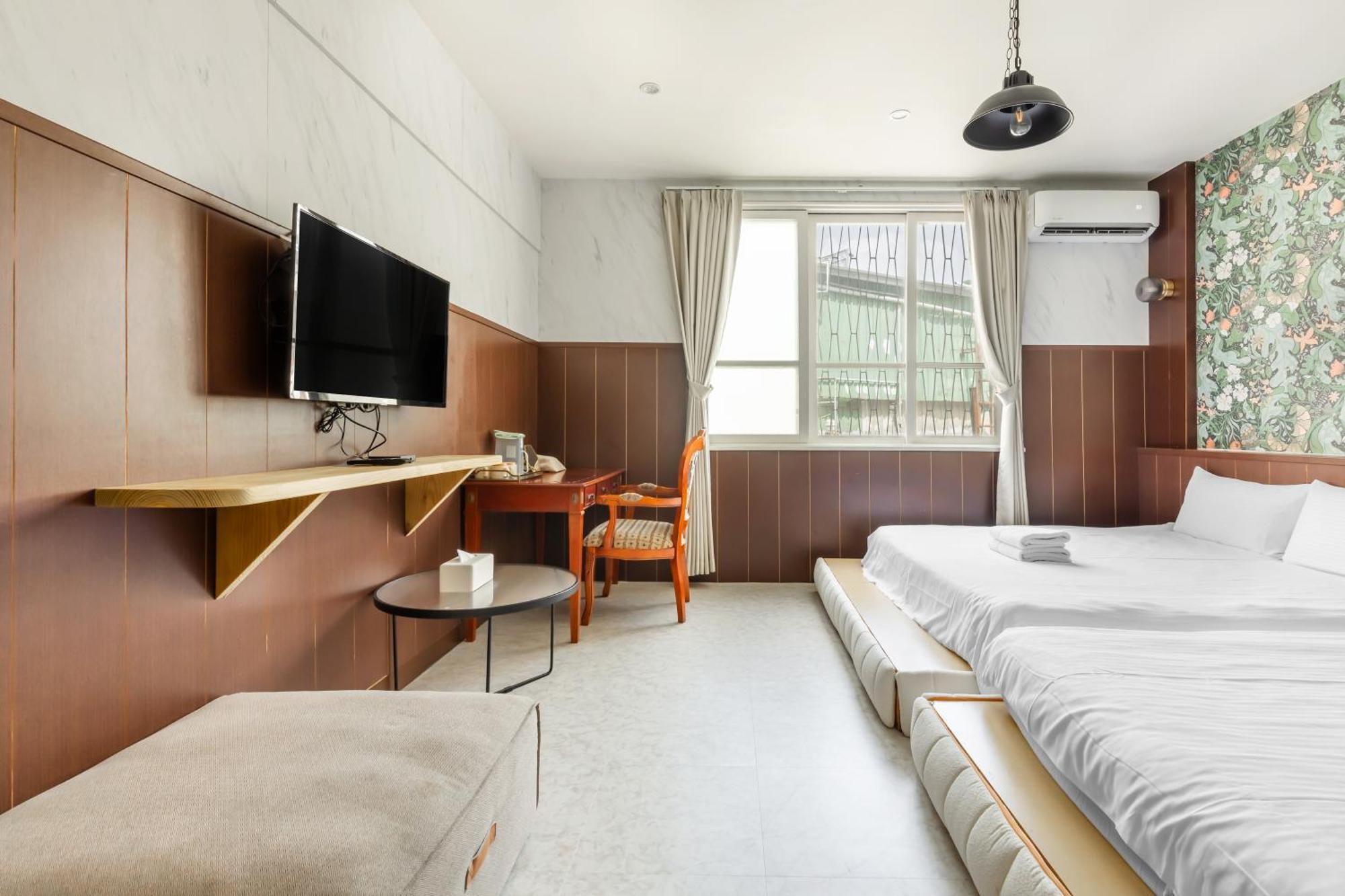 32小巷弄 Hotel ไถหนาน ภายนอก รูปภาพ