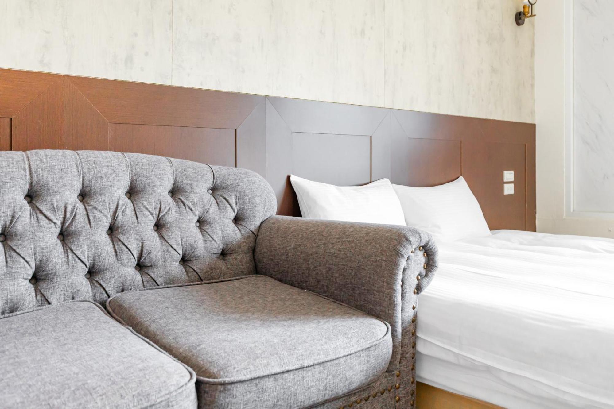 32小巷弄 Hotel ไถหนาน ภายนอก รูปภาพ