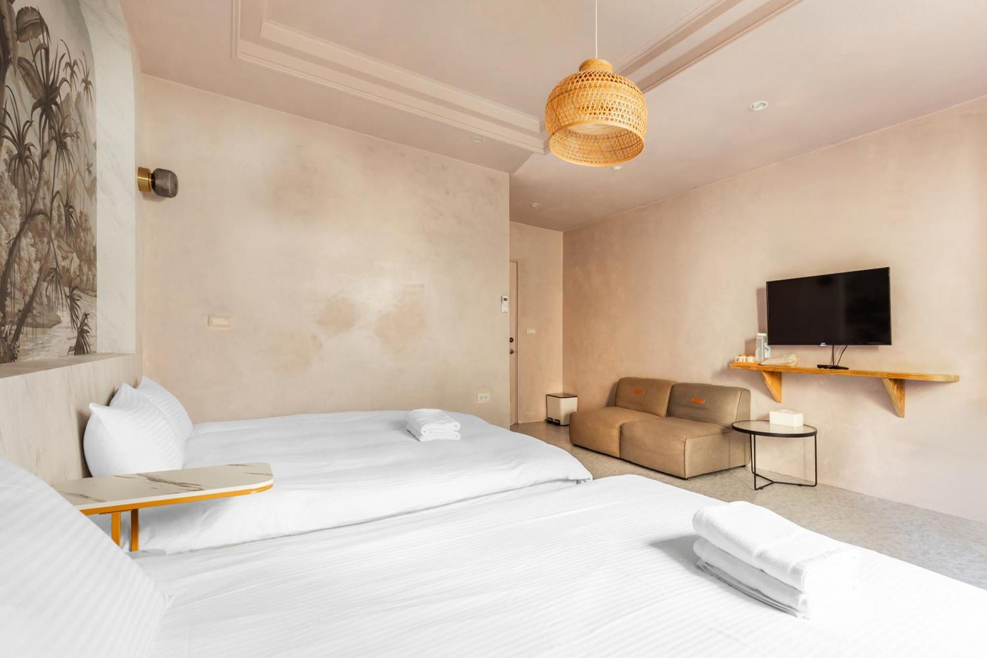 32小巷弄 Hotel ไถหนาน ภายนอก รูปภาพ