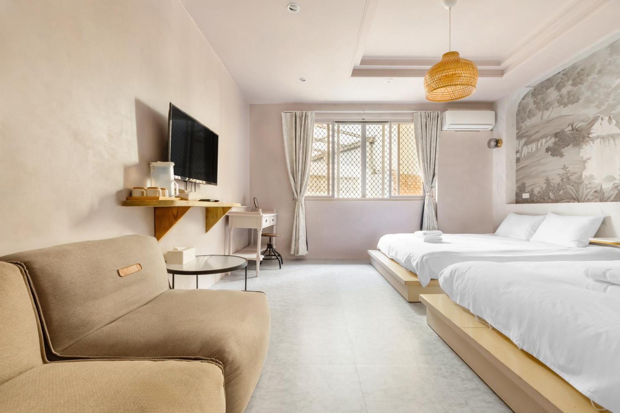 32小巷弄 Hotel ไถหนาน ภายนอก รูปภาพ
