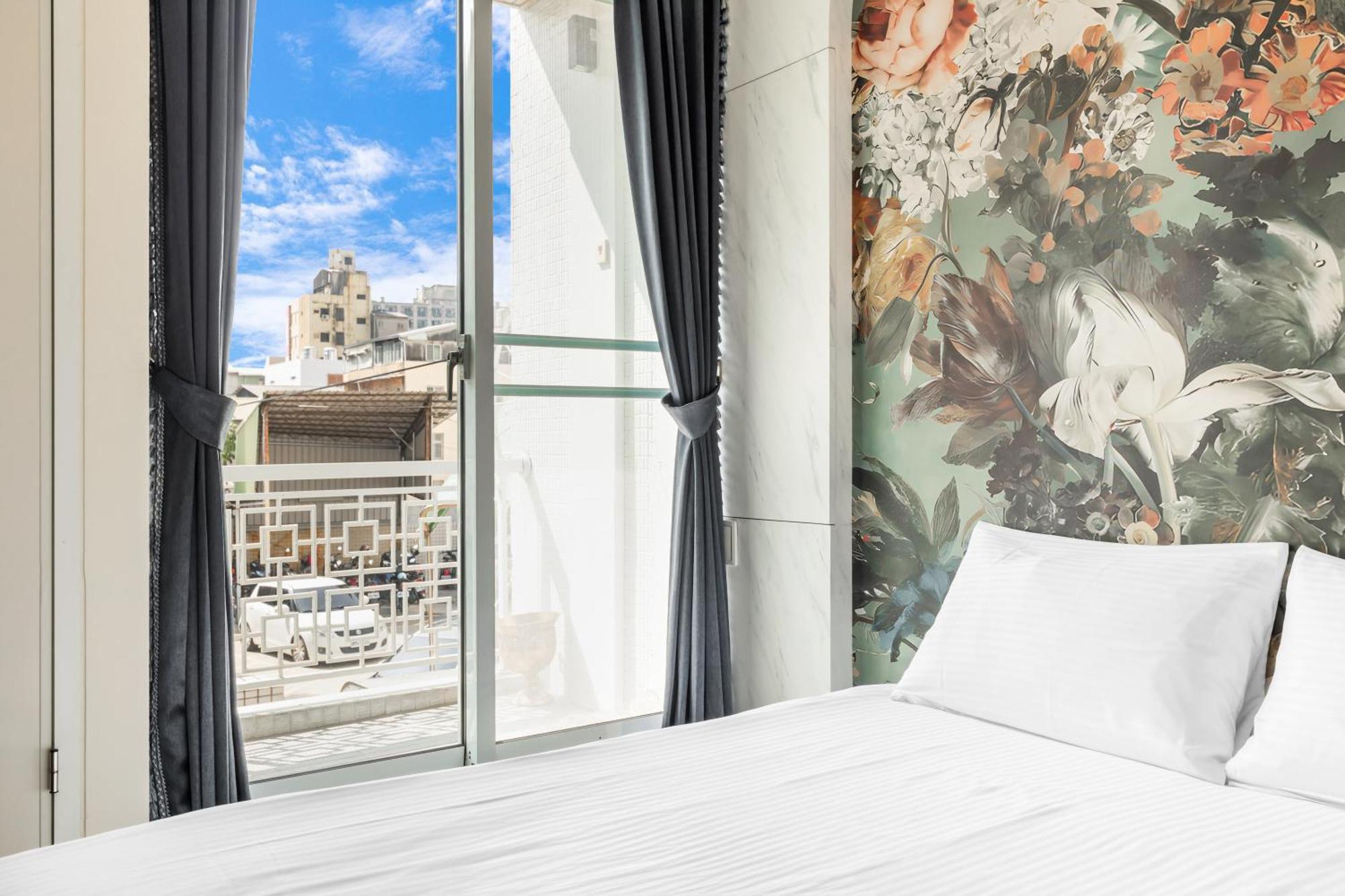 32小巷弄 Hotel ไถหนาน ภายนอก รูปภาพ