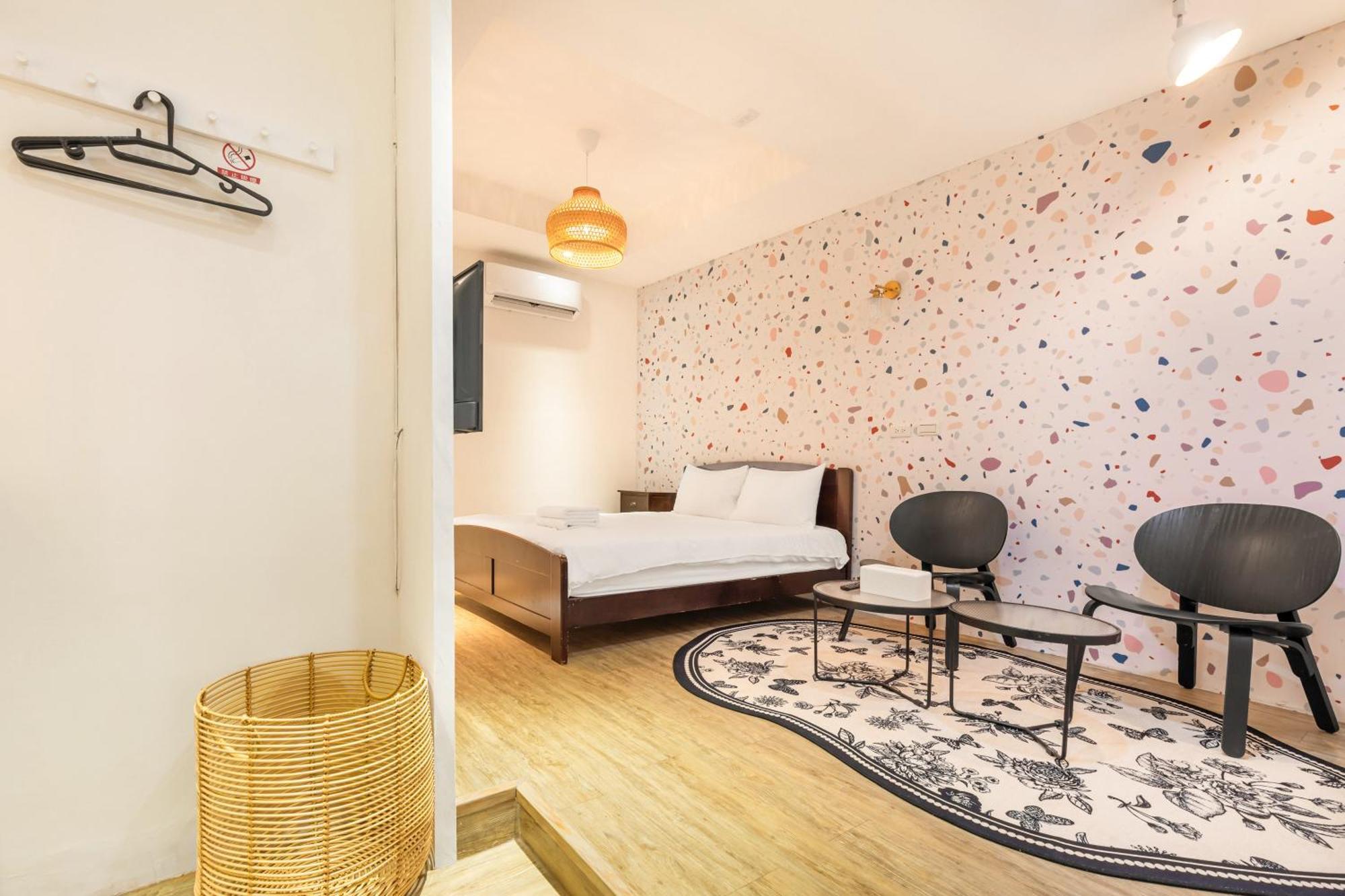 32小巷弄 Hotel ไถหนาน ภายนอก รูปภาพ